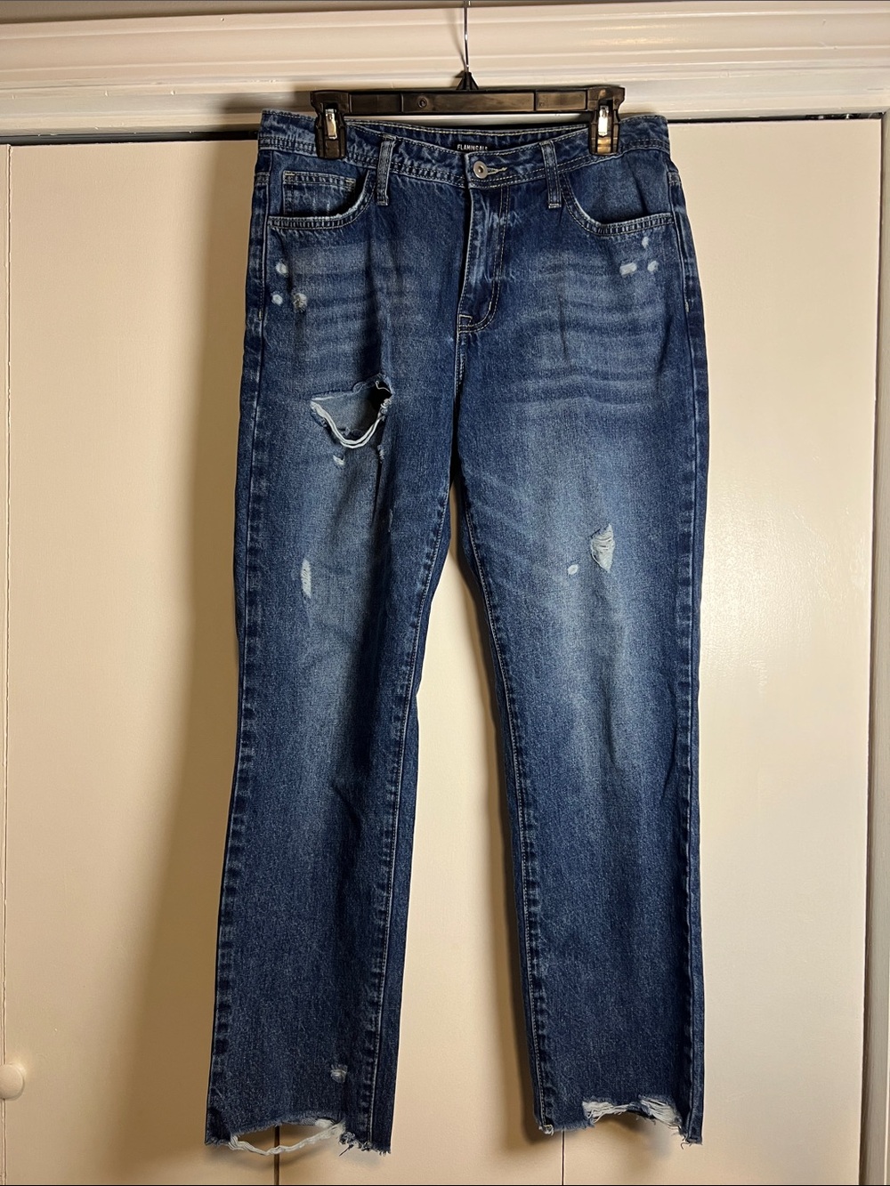 Distressed Dark Blue Straight-Leg Jeans